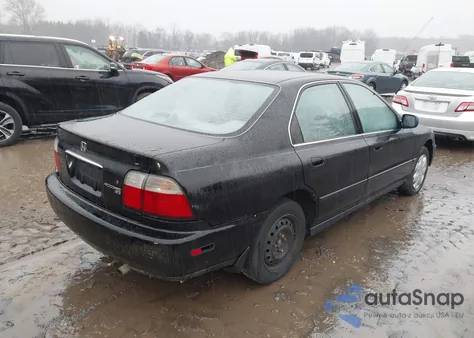 1996 Honda Accord Lx/Ex from USA, damaged, VIN 1HGCD563XTA301892